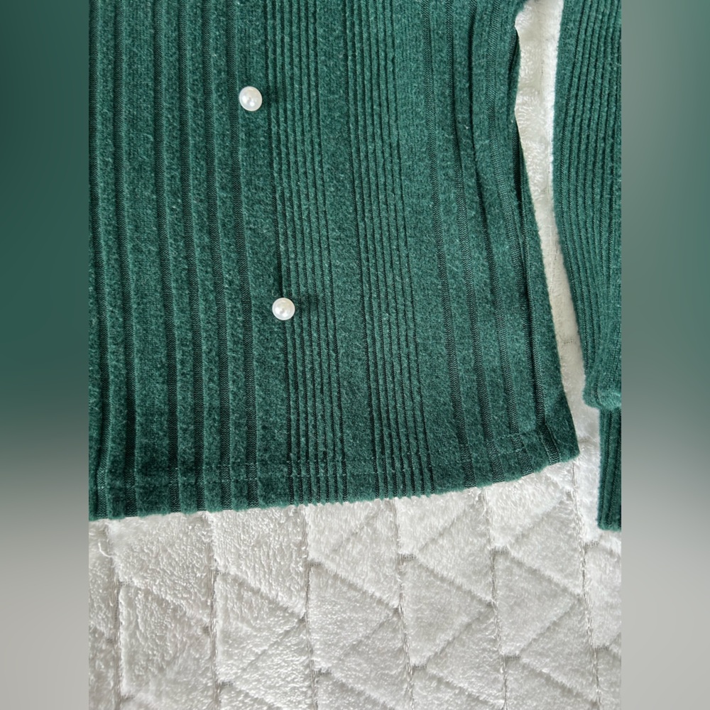 SHEIN | Dark Green Rib Knit Lightweight Sweater with Pearl Detail | Size Small - Picture 6 of 10